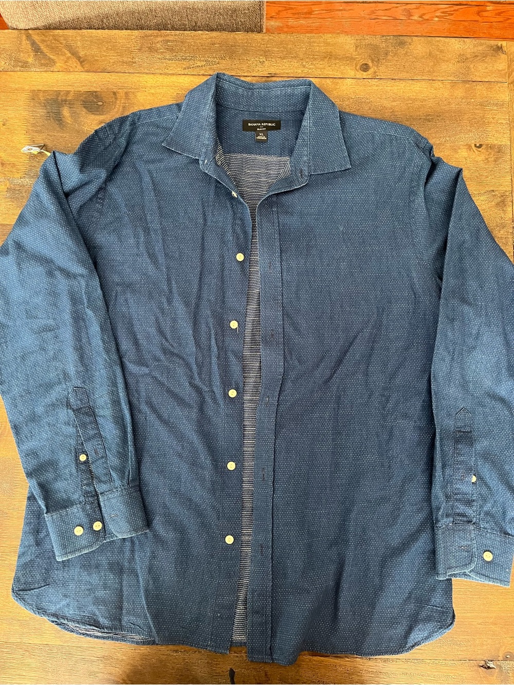 Banana Republic Men's Dark Navy Textured Button-Down Shirt